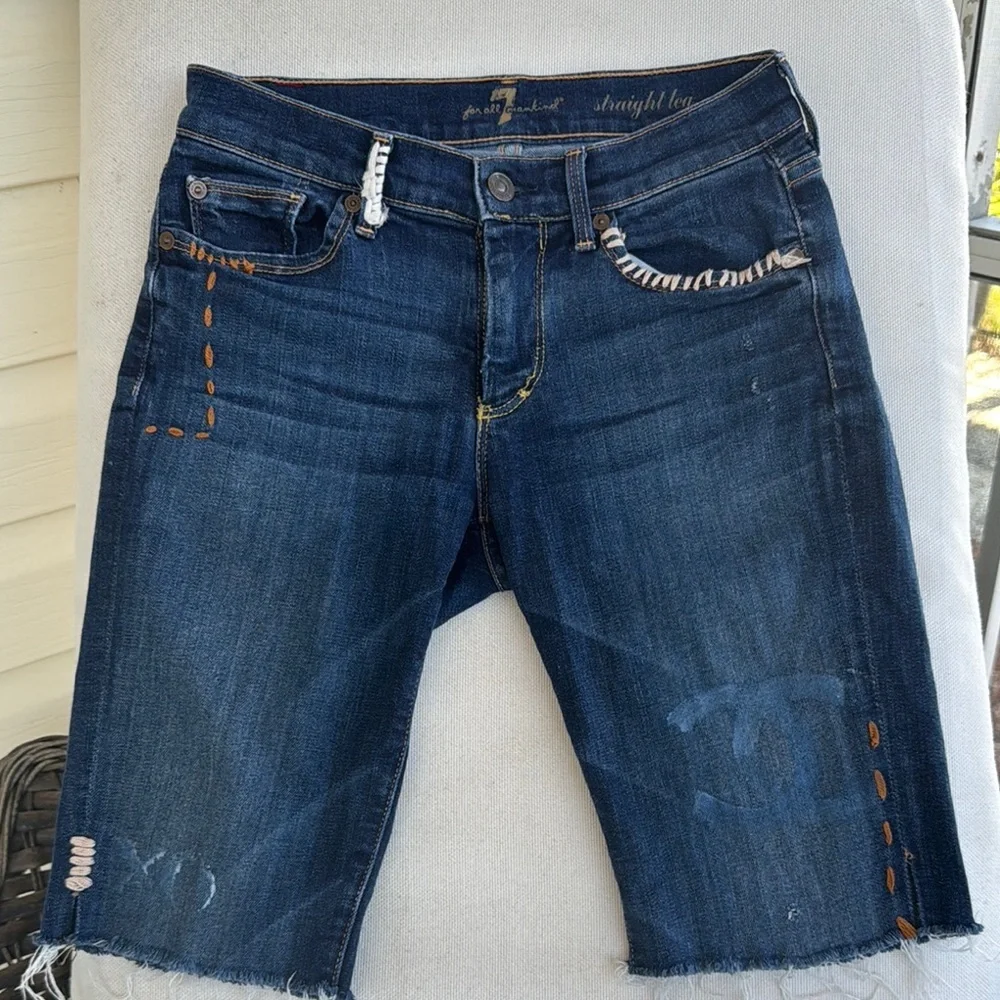 Upcycled Embroidered Denim Shorts • Size 26